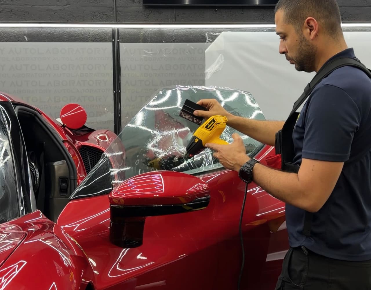 Automotive window tinting in Miami